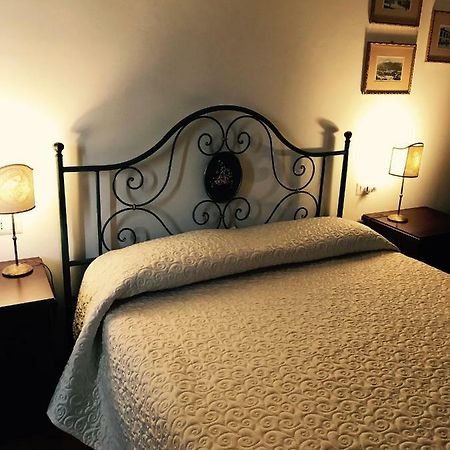 B&B La Dimora Del Capitano 法布里亚诺 外观 照片