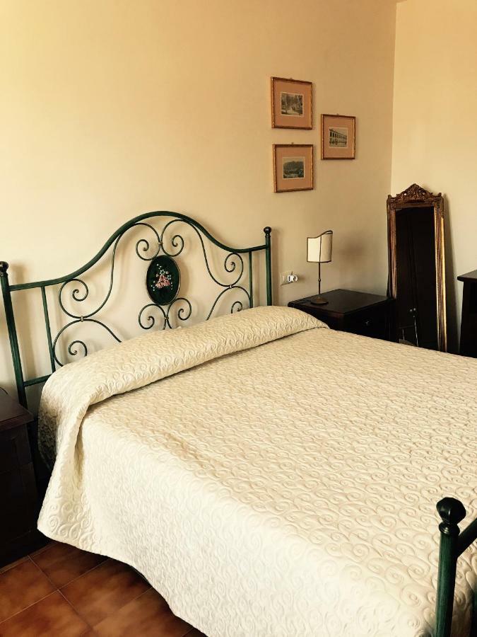 B&B La Dimora Del Capitano 法布里亚诺 外观 照片