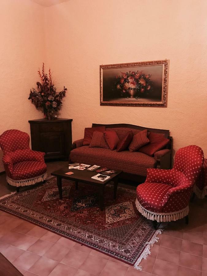 B&B La Dimora Del Capitano 法布里亚诺 外观 照片