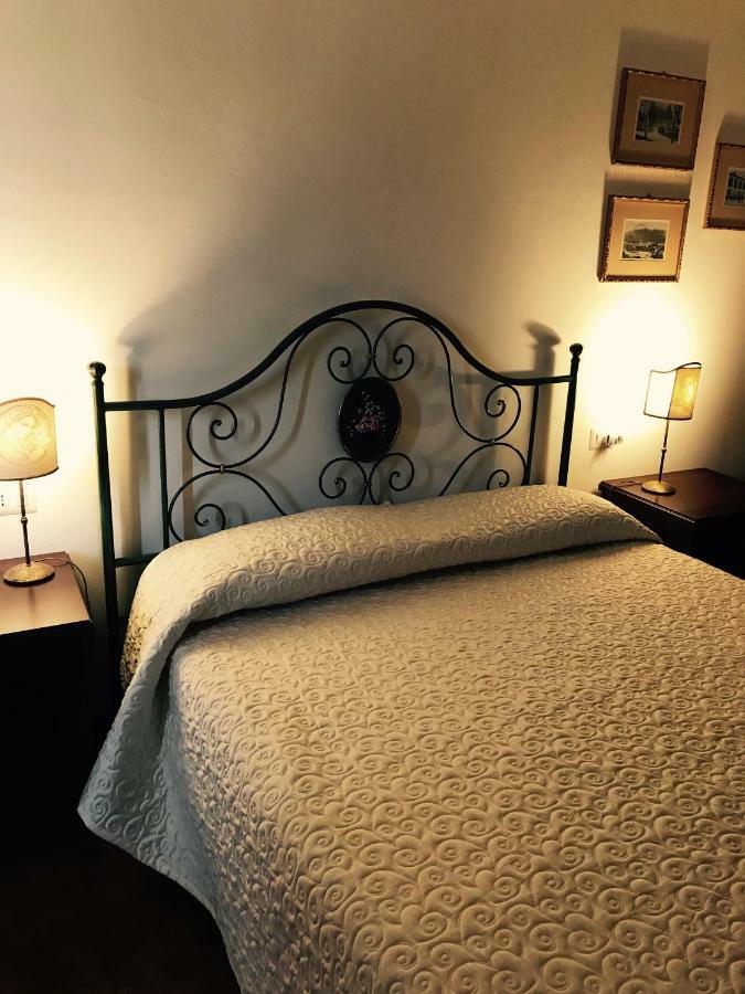 B&B La Dimora Del Capitano 法布里亚诺 外观 照片